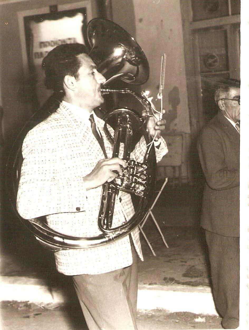 ΚΥΡ-ΑΡΓΥΡΗ, ΘΑ ΣΕ ΘΥΜΟΜΑΣΤΕ ΠΑΝΤΑ.